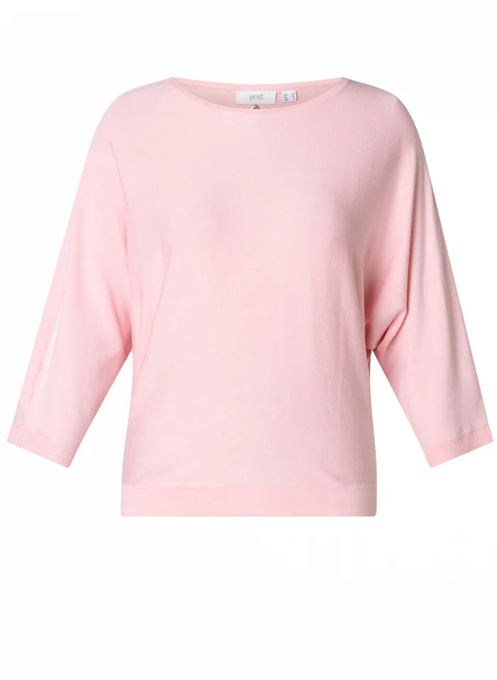 Pull en maille col bateau rose tendre