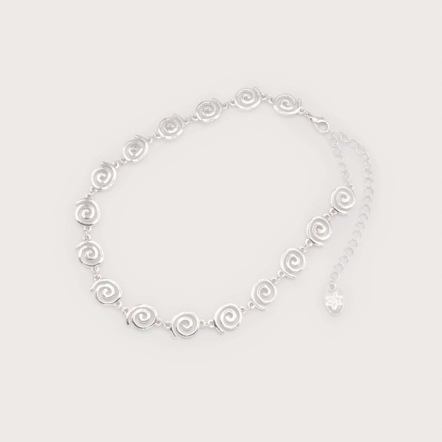 Collier court argent