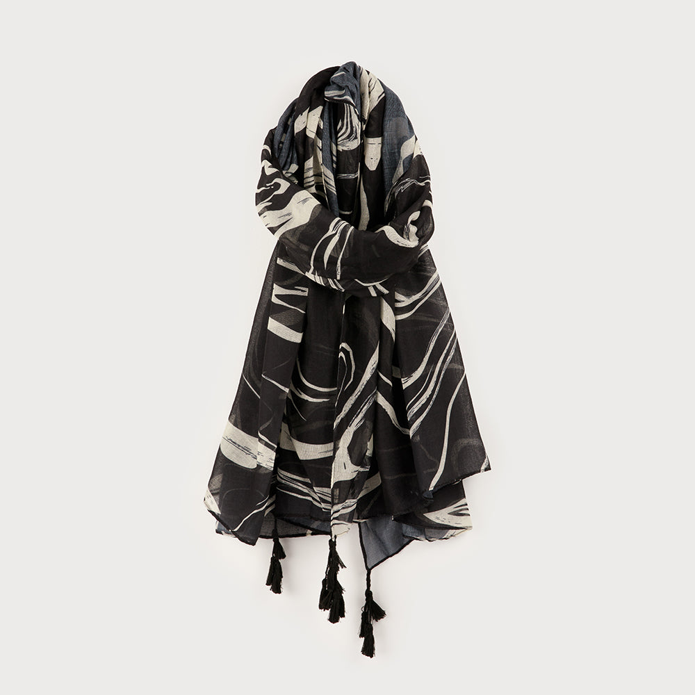 Foulard léger aux imprimés noirs et blancs