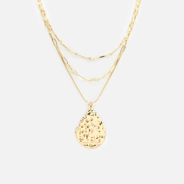 Collier triple chaîne à breloque texturée