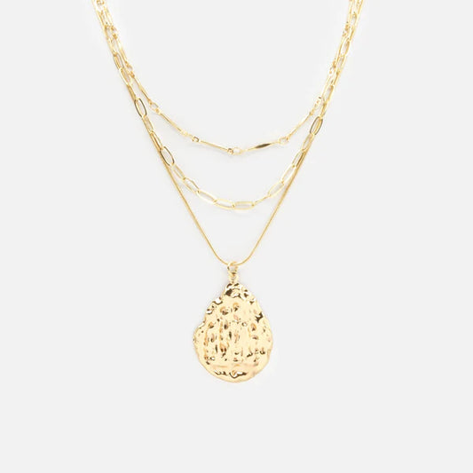 Collier triple chaîne à breloque texturée