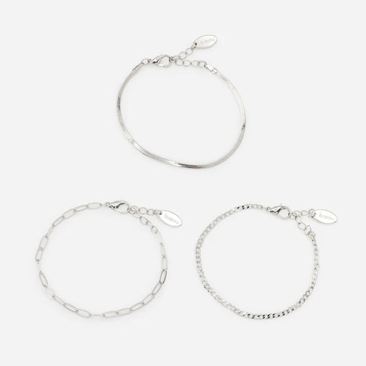 Ensemble de trois bracelets argentés