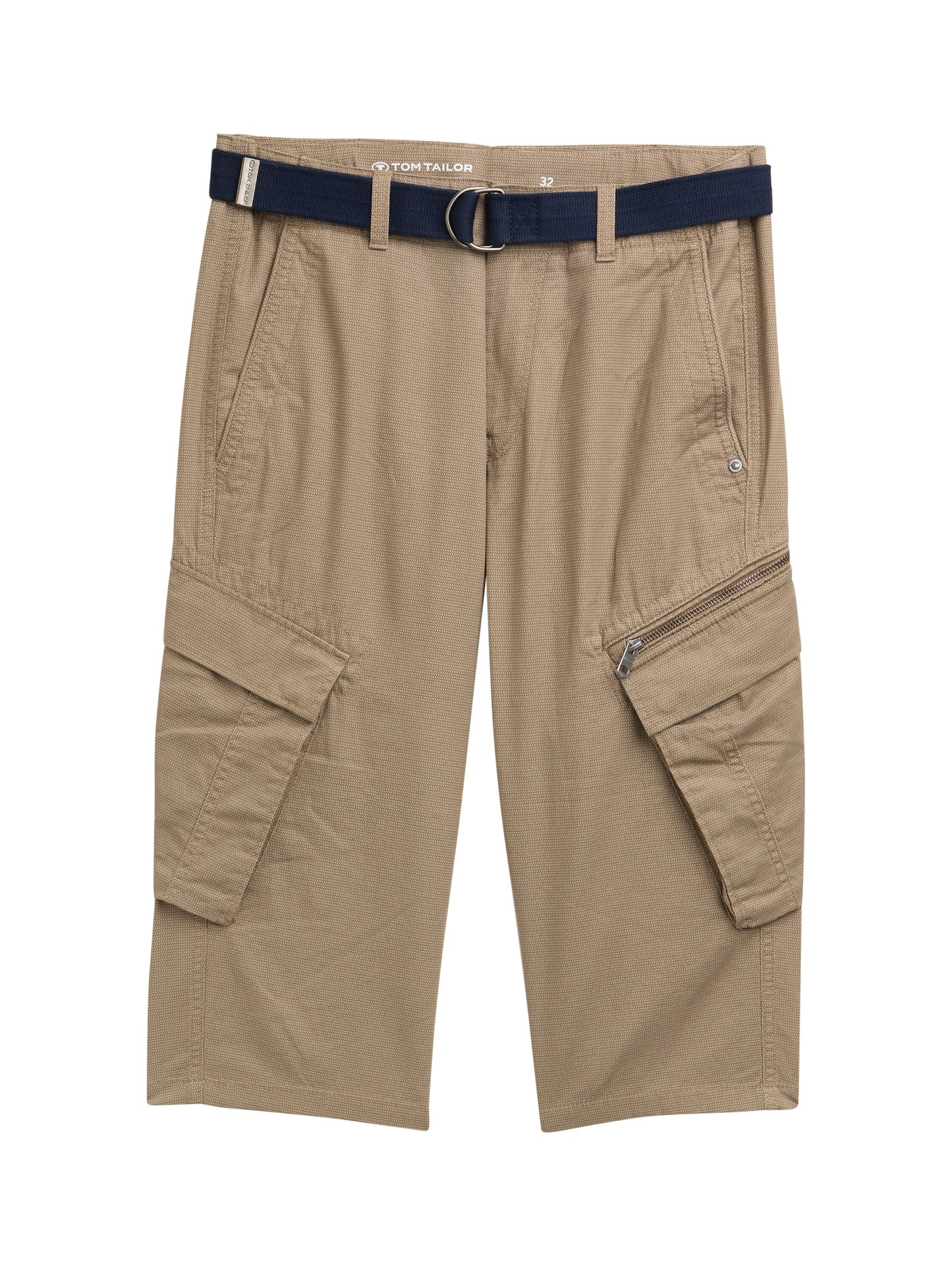 Short cargo au-sessus du genou