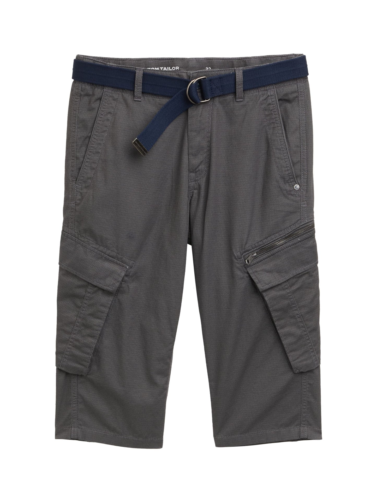 Short cargo au-sessus du genou