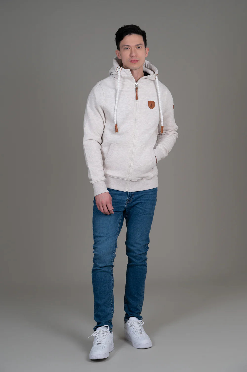 Sweat à capuche zippé