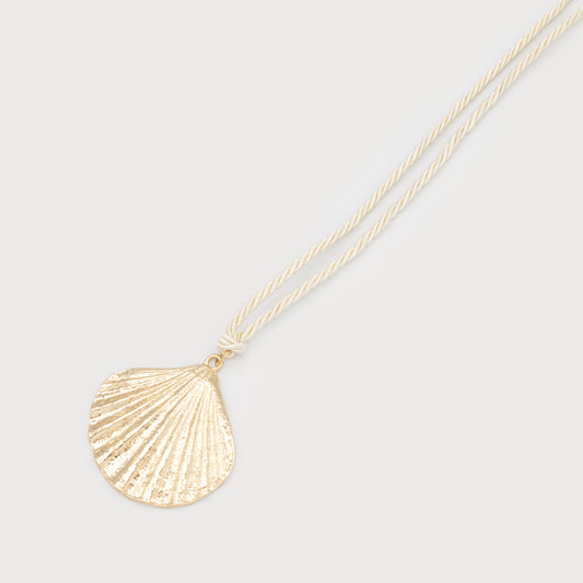 Collier pendentif coquillage