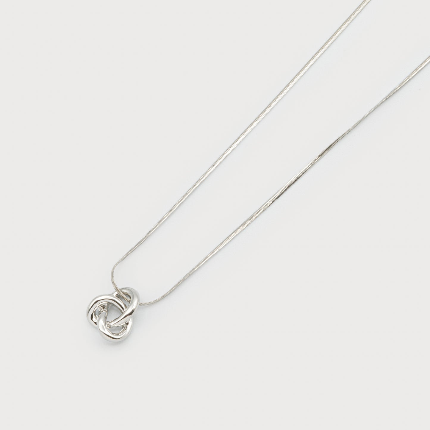 Collier avec pendentif