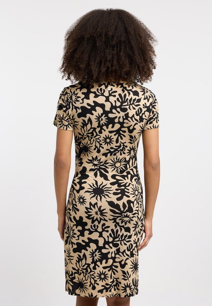Robe fluide au charme affirmé