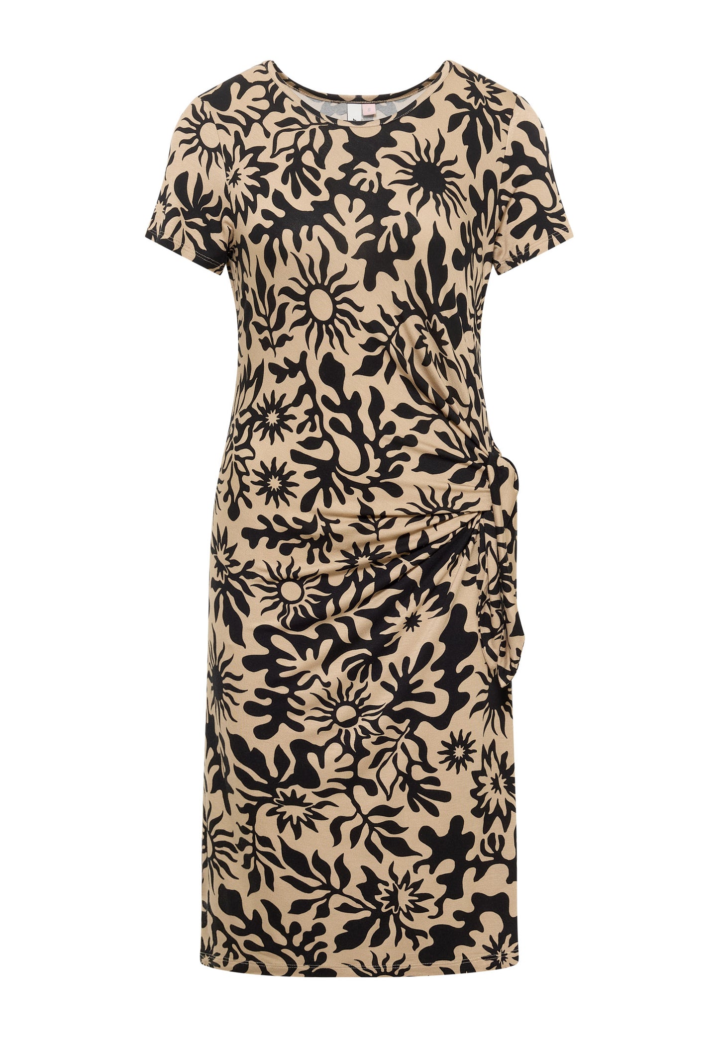 Robe fluide au charme affirmé