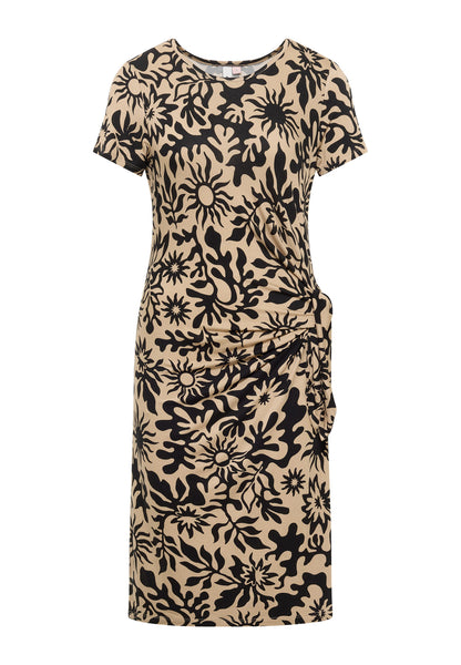 Robe fluide au charme affirmé