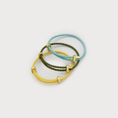 Trio de bracelets en cuir accent métal