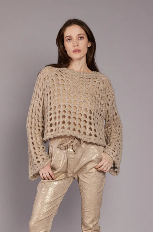 Tricot troué court beige