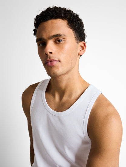 Camisole basique blanche en coton côtelé