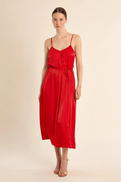 Robe longue satinée