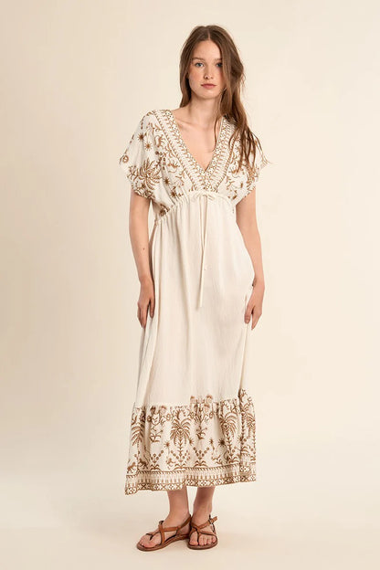 Robe longue brodée