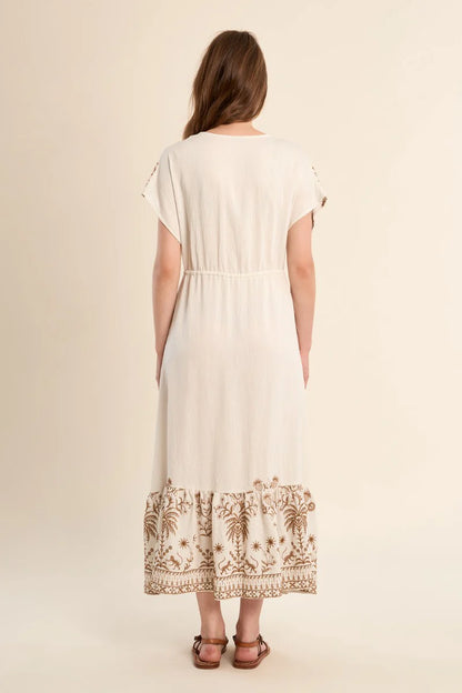 Robe longue brodée