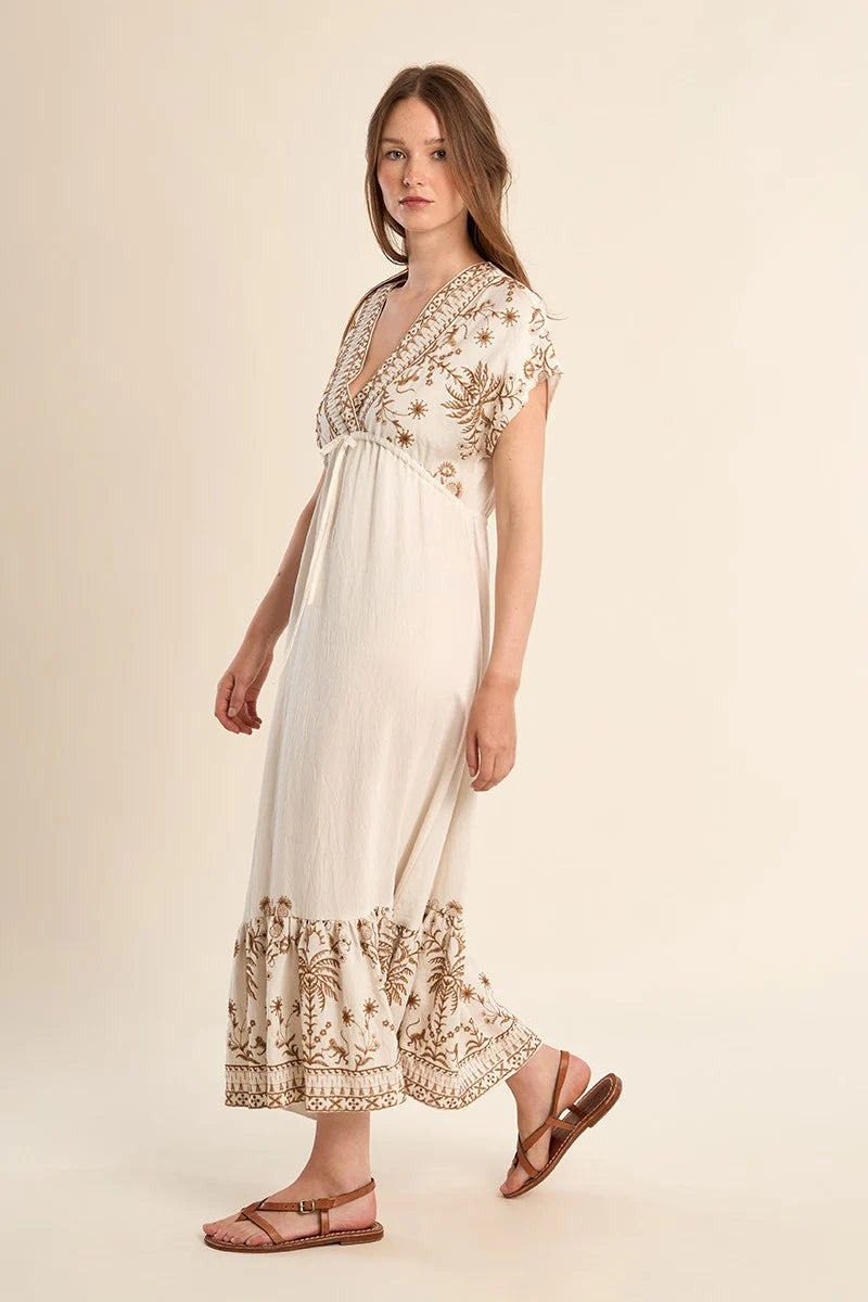 Robe longue brodée