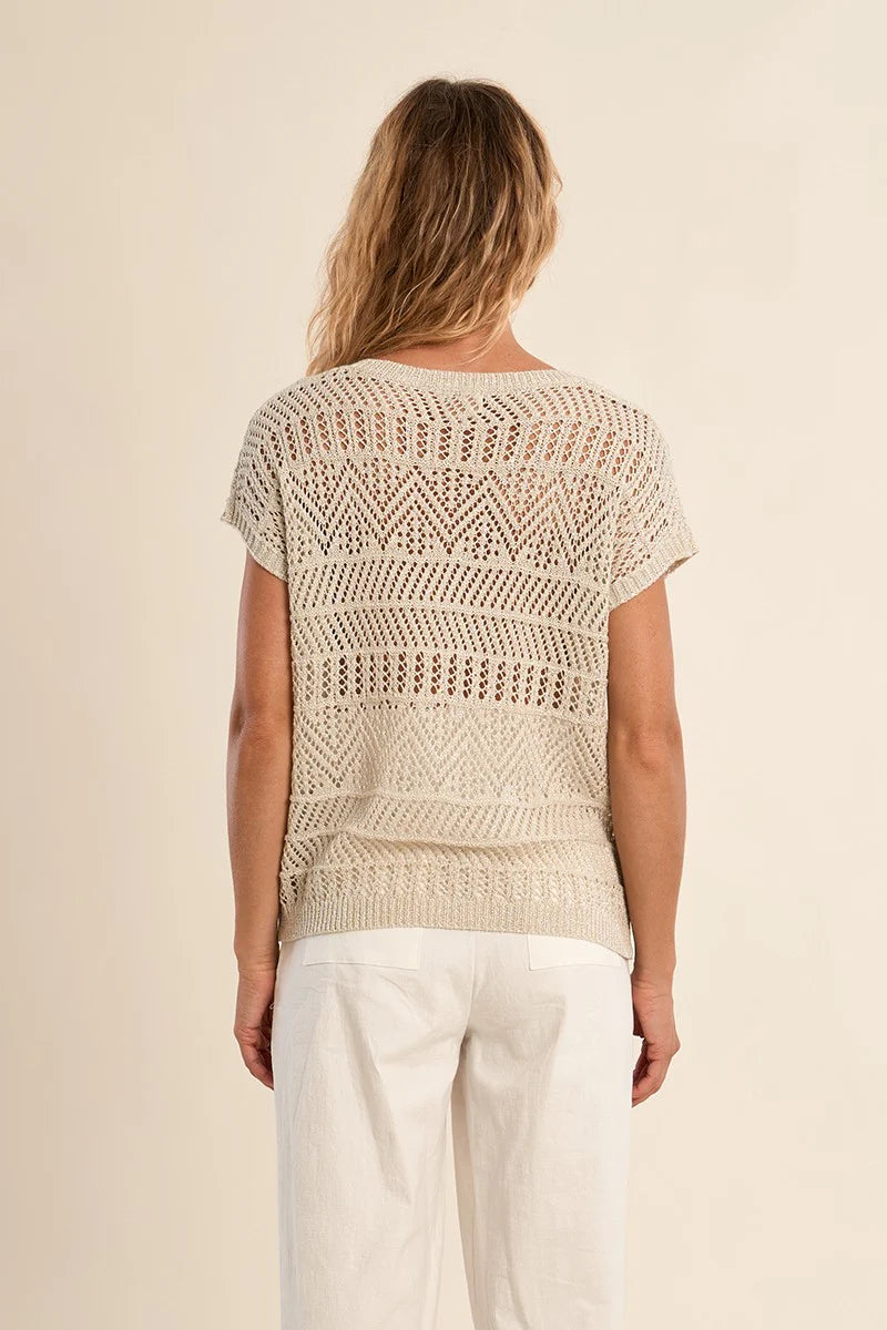 Tricot léger à l’élégance décontractée