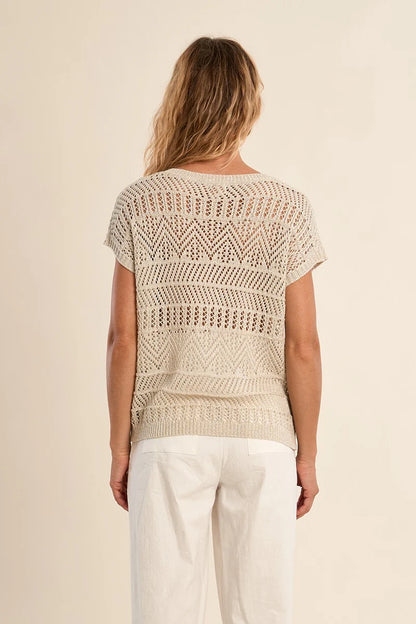 Tricot léger à l’élégance décontractée