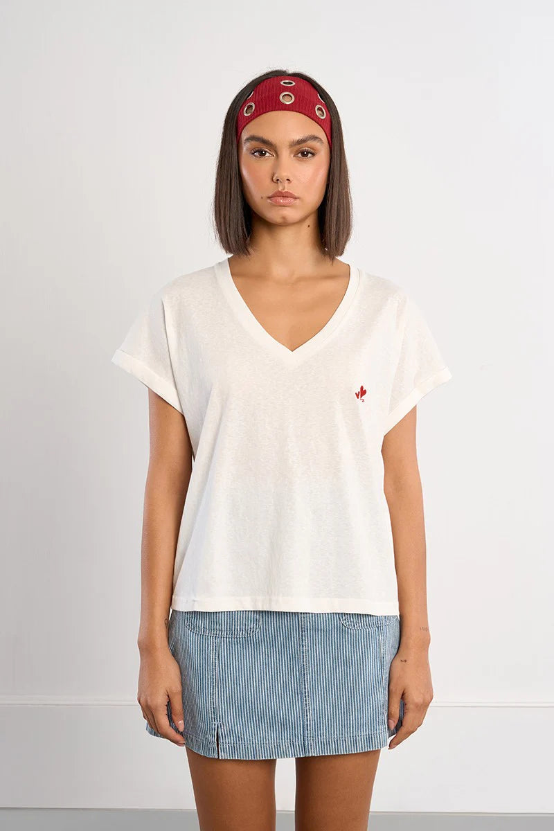 T-shirt blanc brodé cœur