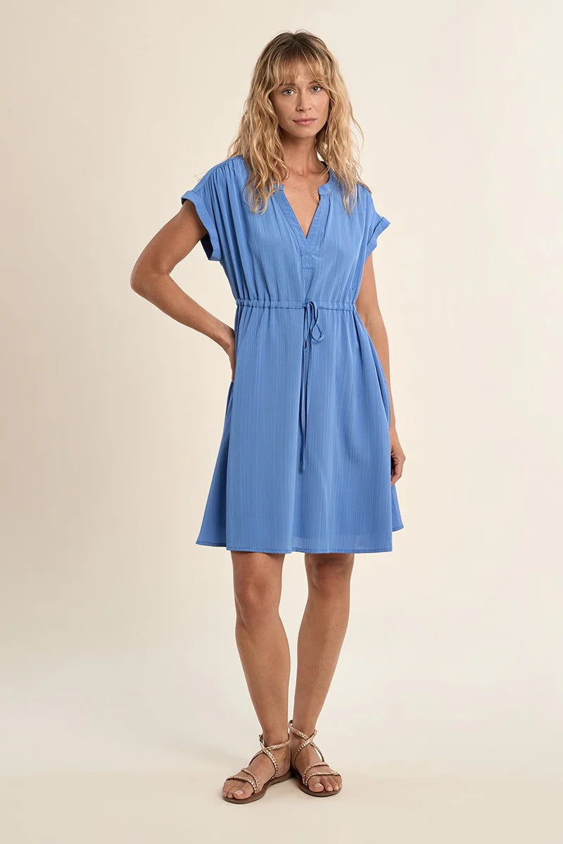 Robe chemise courte en bleu ciel