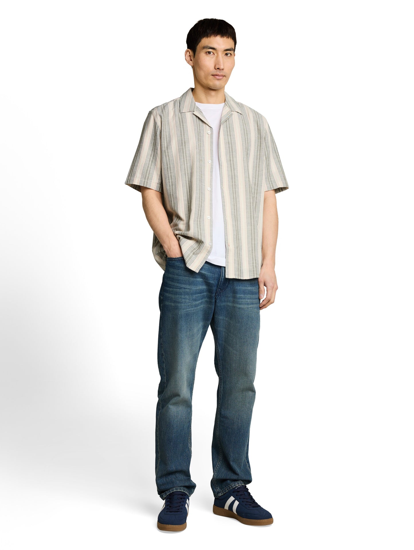 Chemise rayée aux tons naturels