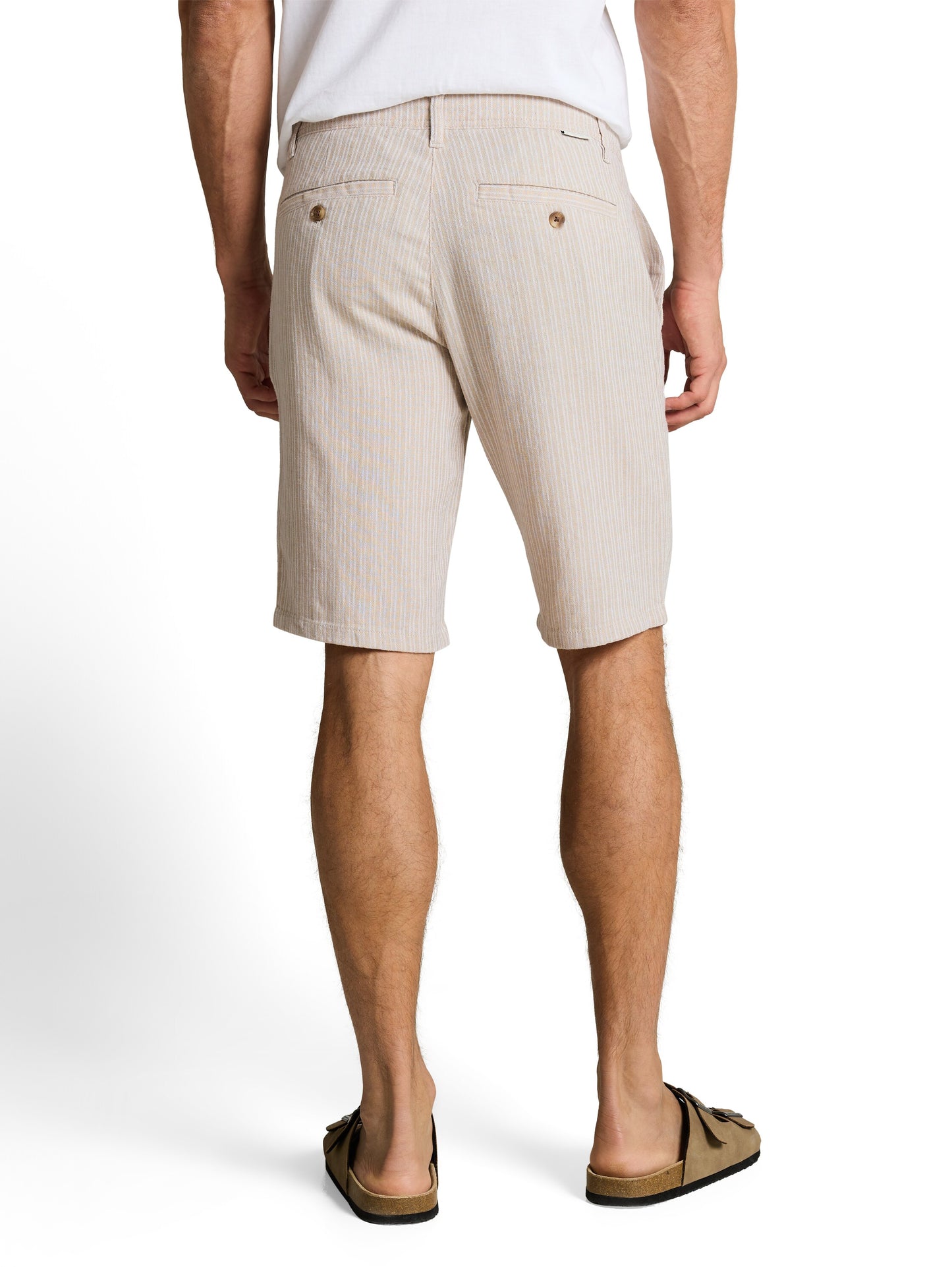 Short habillé rayé style bord de mer