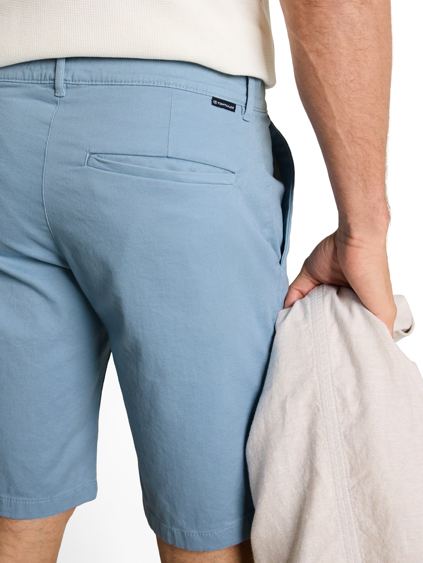 Short chino uni facile à porter