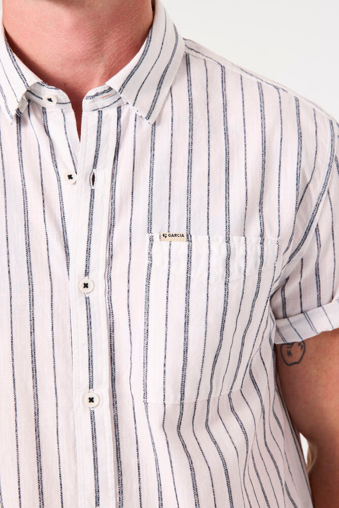 Chemise à rayures
